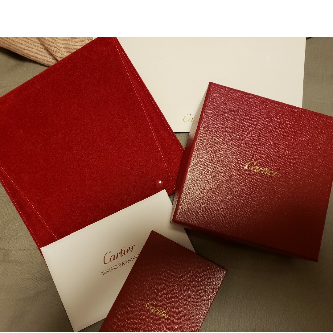 Cartier(カルティエ)のCartier Loveネックレス レディースのアクセサリー(ネックレス)の商品写真