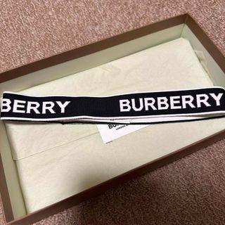 バーバリー(BURBERRY)の⭐︎正規品⭐︎ Burberry モノクロ ゴムヘアバンド(ヘアバンド)