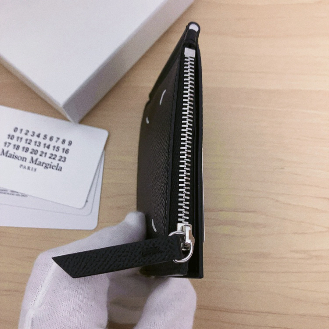 Maison Martin Margiela(マルタンマルジェラ)の新品 メゾンマルジェラ マネークリップ 二つ折り財布  ミニ財布 レザー メンズのファッション小物(折り財布)の商品写真