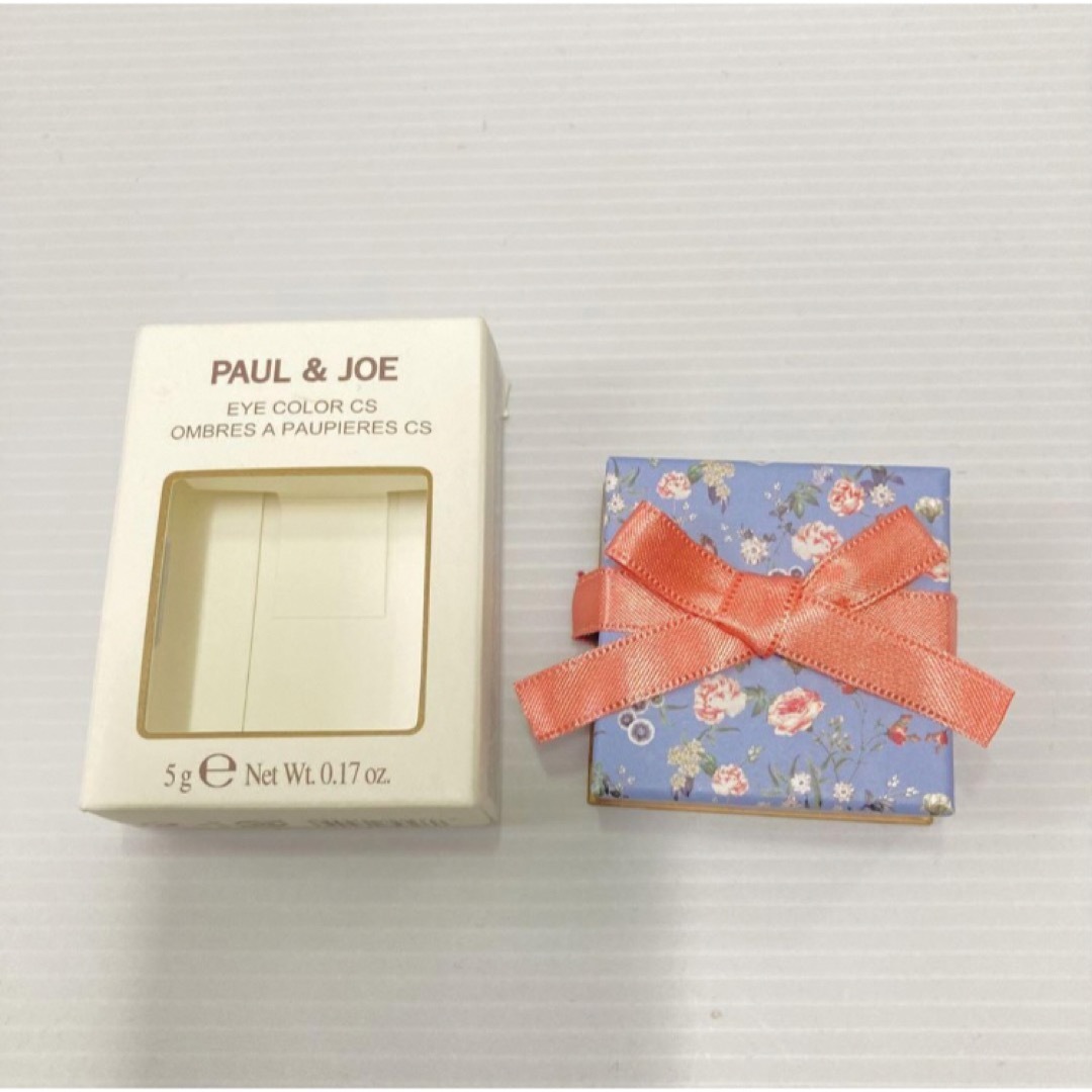PAUL & JOE(ポールアンドジョー)のポール&ジョーボーテ  アイカラー CS 119 コスメ/美容のベースメイク/化粧品(アイシャドウ)の商品写真