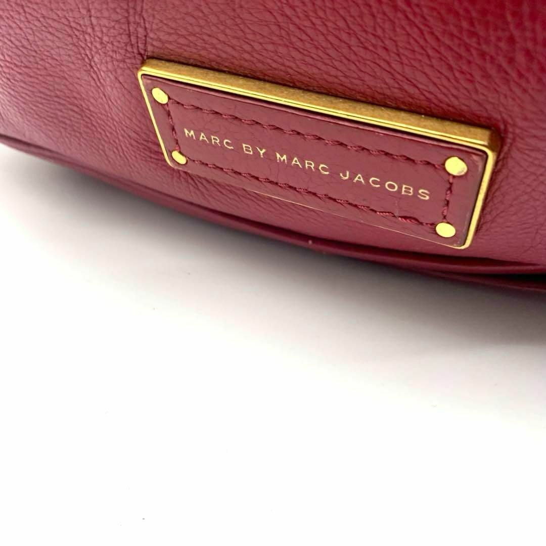 MARC BY MARC JACOBS(マークバイマークジェイコブス)のマークバイマークジェイコブス　2way トートバッグ　ショルダー　シボ革　赤 レディースのバッグ(ハンドバッグ)の商品写真