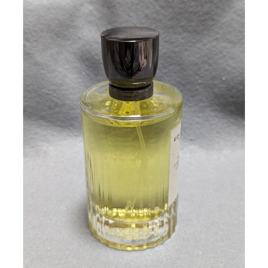 グタールボアダドリアンオードパルファム100mlユニセックスボトル コスメ/美容の香水(香水(女性用))の商品写真
