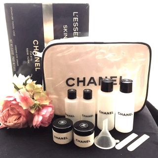 シャネル(CHANEL)のシャネル ポーチ 化粧ポーチ 美品 レア(ポーチ)