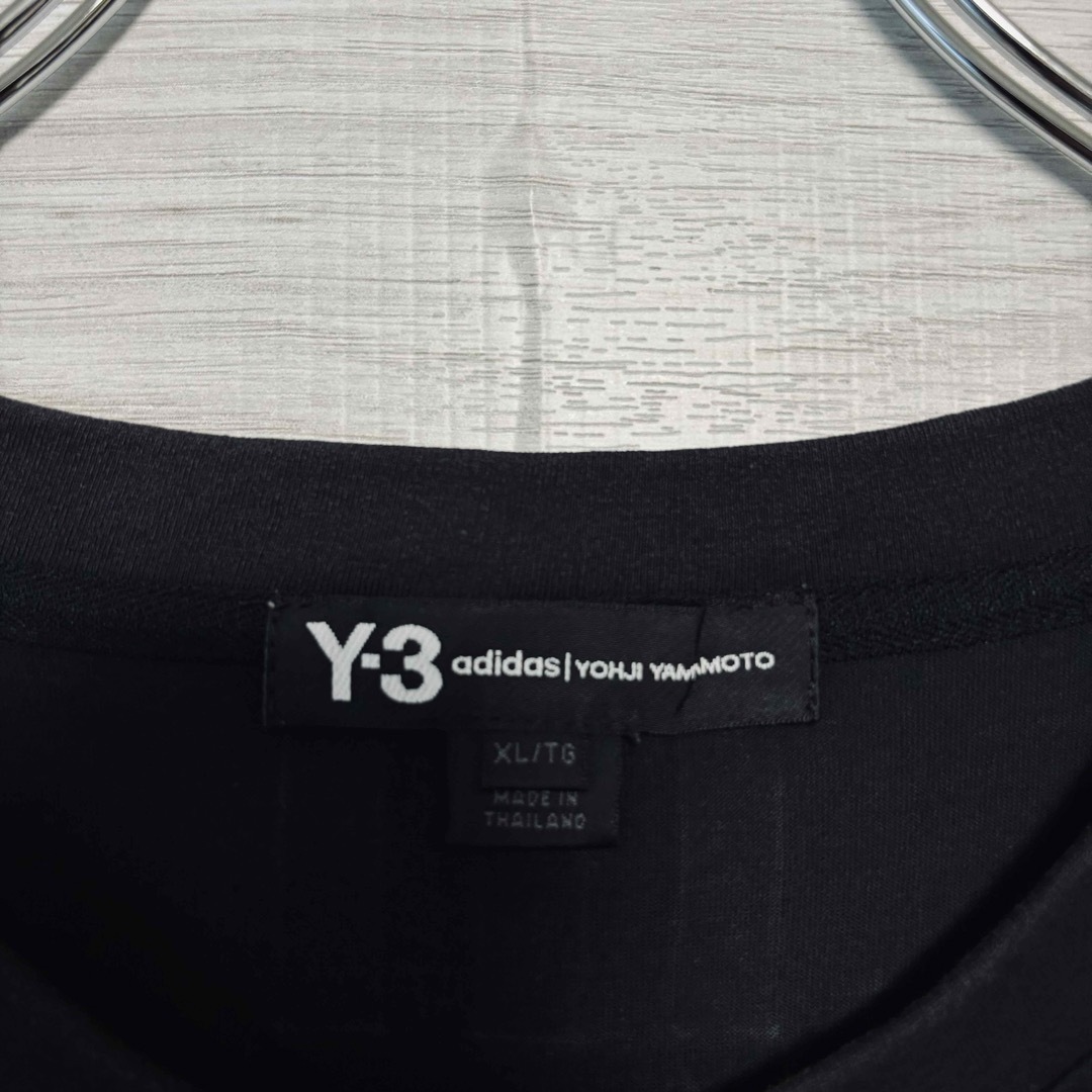 Y-3(ワイスリー)の【人気デザイン】Y-3 ワイスリー Tシャツ バックプリント スリーライン XL メンズのトップス(Tシャツ/カットソー(半袖/袖なし))の商品写真