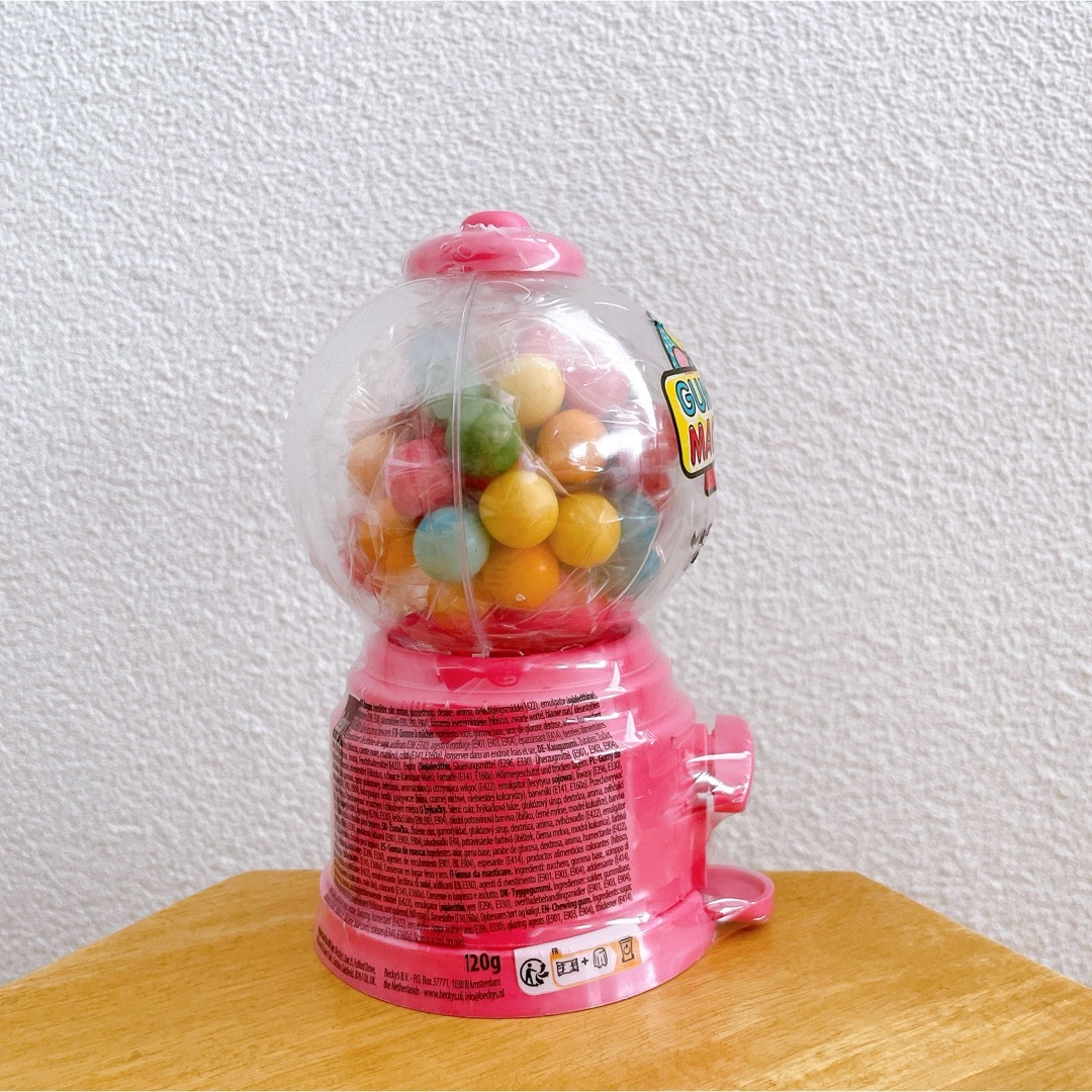 GAM BALL MACHINE【日本未販売】ガムボールマシン　ガチャ　ピンク 食品/飲料/酒の食品(菓子/デザート)の商品写真