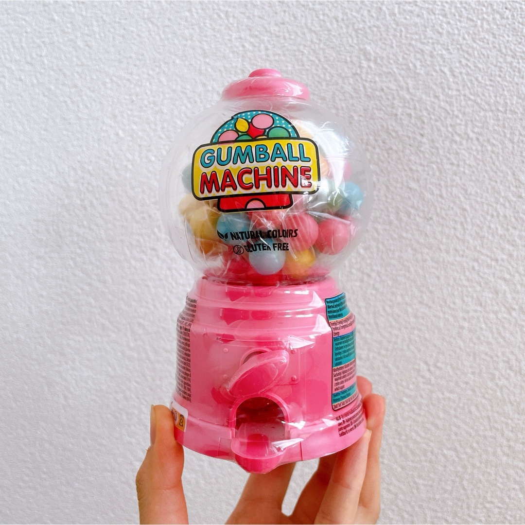 GAM BALL MACHINE【日本未販売】ガムボールマシン　ガチャ　ピンク 食品/飲料/酒の食品(菓子/デザート)の商品写真