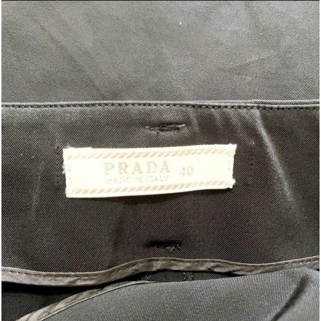 PRADA(プラダ)のPRADA スカート ベルト ブラック 台形 プラダ ナイロン レディースのスカート(ひざ丈スカート)の商品写真