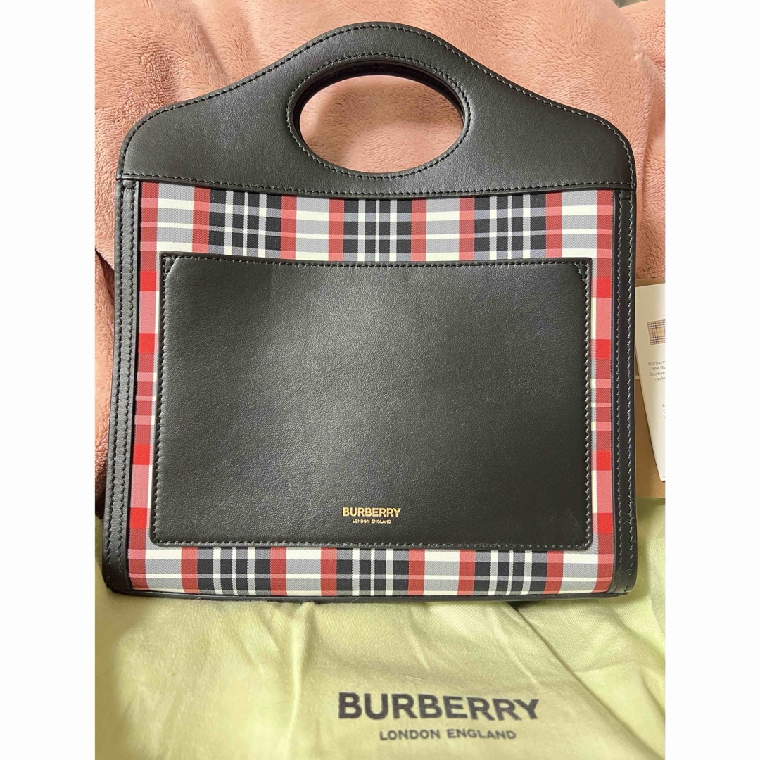 BURBERRY(バーバリー)のバーバリー ミニ ポケットバッグ ナイロンアンドレザー 2WAY ハンドバッグ レディースのバッグ(ショルダーバッグ)の商品写真