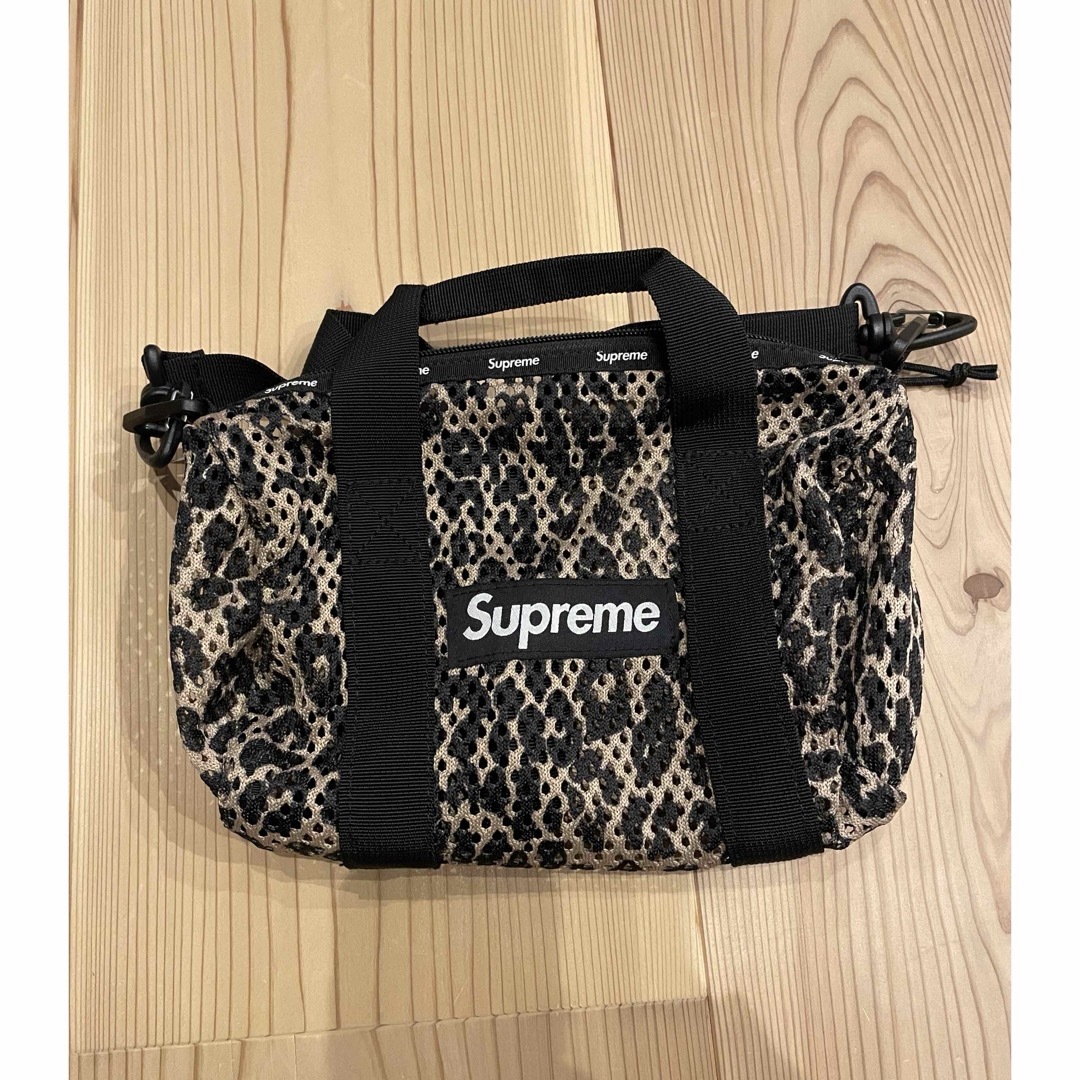 Supreme(シュプリーム)の※最終値下げ　supreme 23ss Mesh Mini Duffle Bag メンズのバッグ(ショルダーバッグ)の商品写真