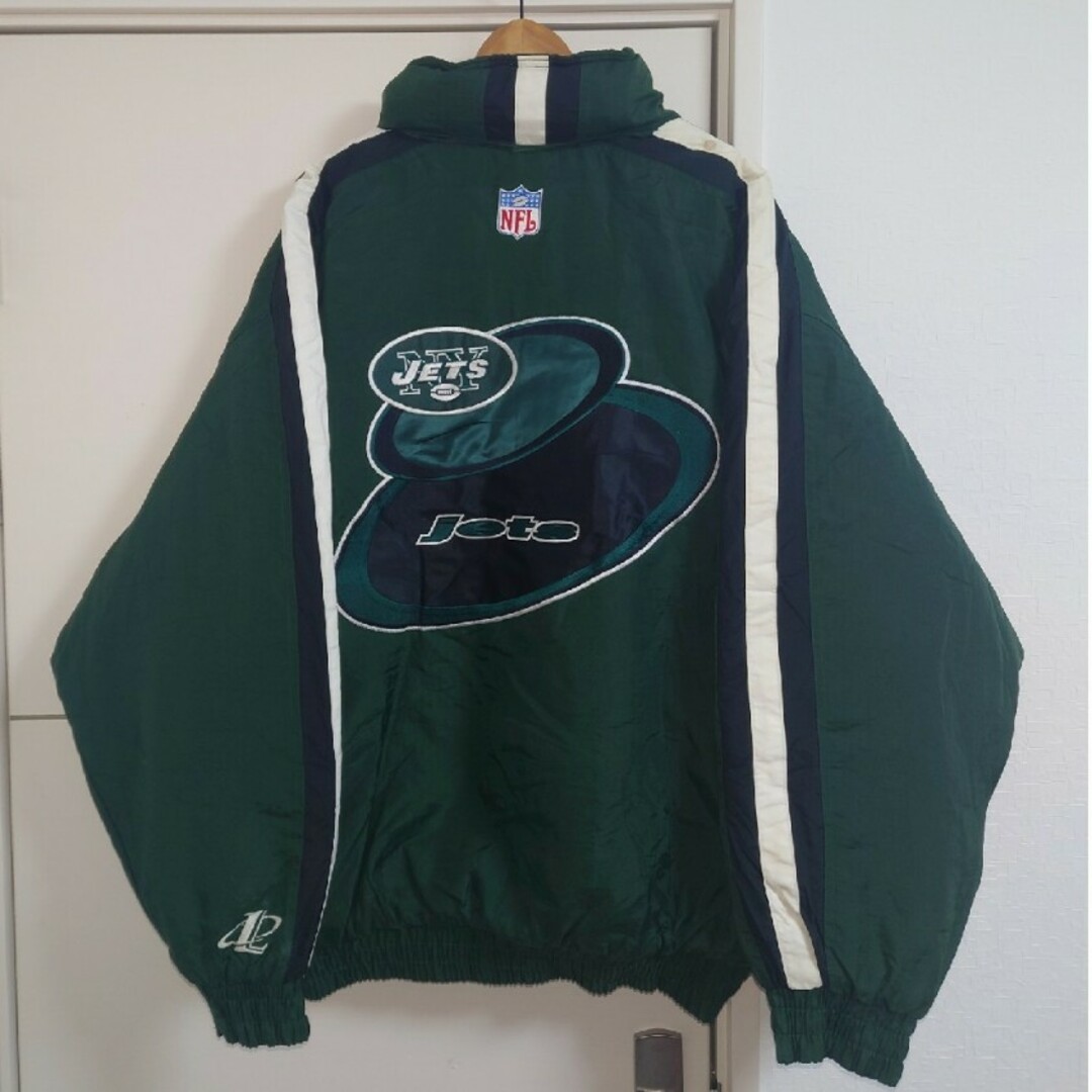 NFL ジェッツ 中綿ナイロンジャケット 90s古着 刺繍ロゴ ビッグシルエット メンズのジャケット/アウター(ナイロンジャケット)の商品写真