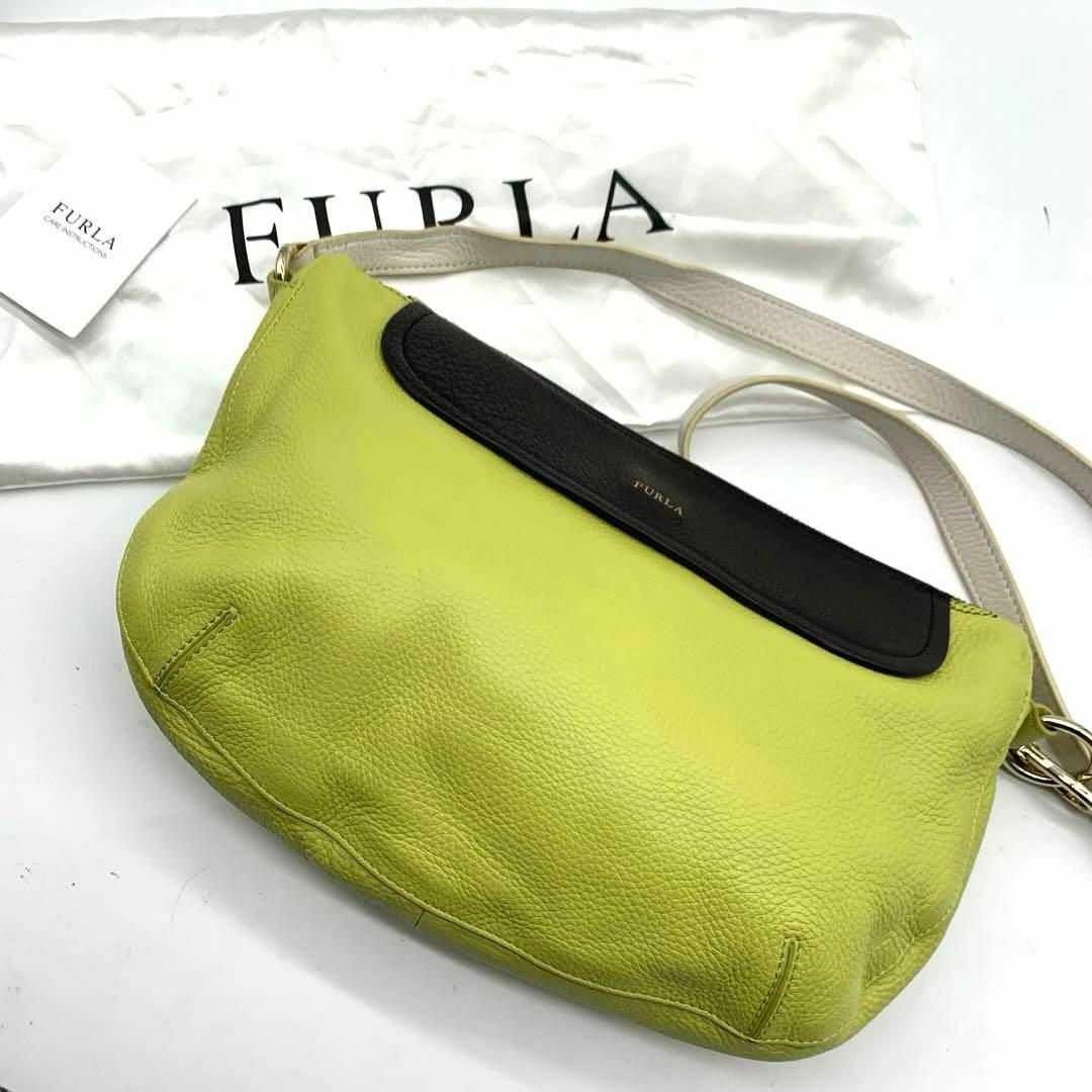 Furla(フルラ)の希少デザイン フルラ バイカラー ショルダー バッグ　シボ革 サコッシュ レディースのバッグ(ショルダーバッグ)の商品写真