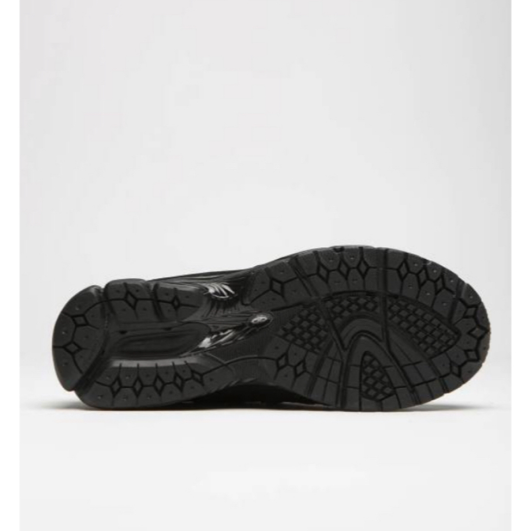 New Balance(ニューバランス)のNew Balance M2002RMQ トリプルブラック　26.5am メンズの靴/シューズ(サンダル)の商品写真