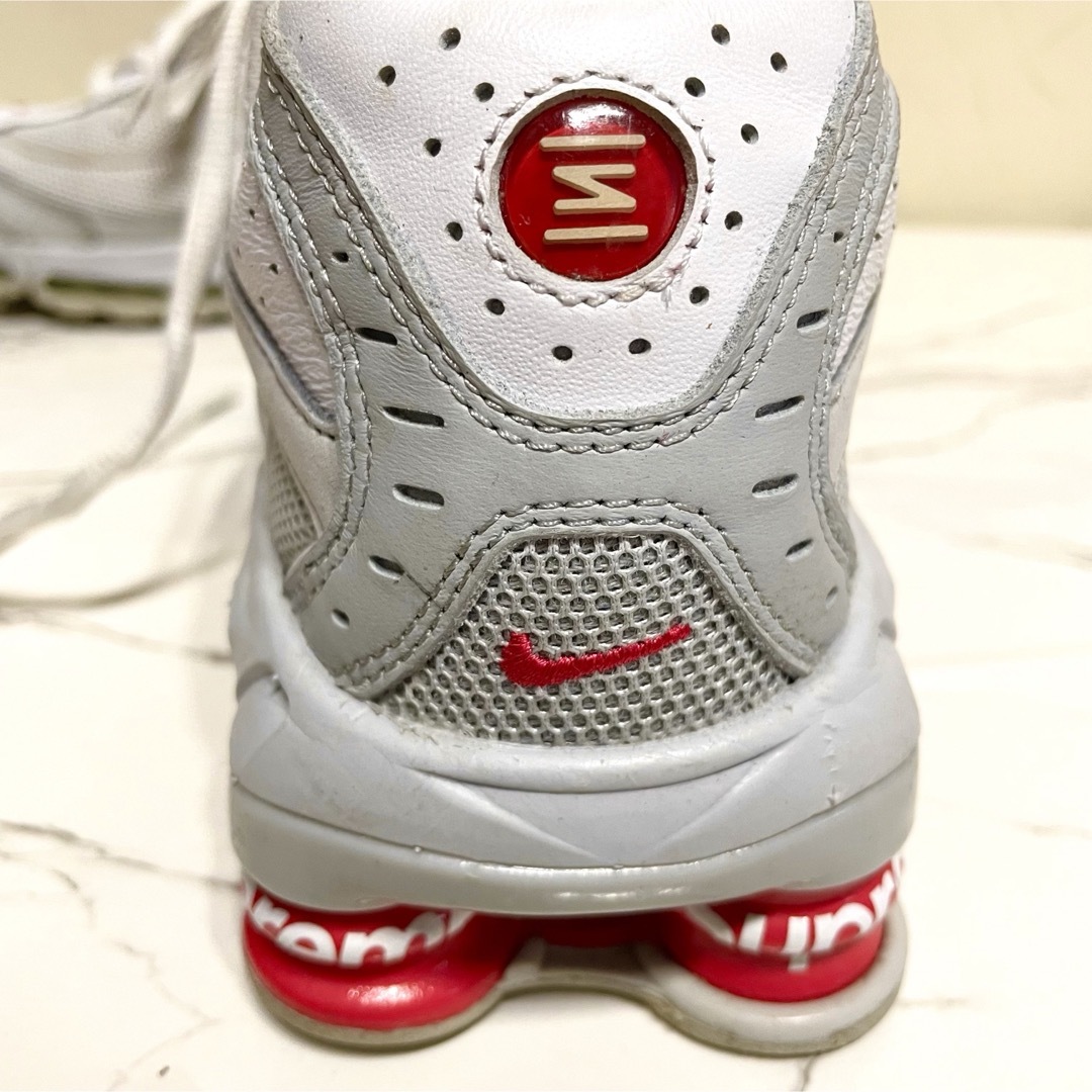 NIKE(ナイキ)の【大人気！！】Supreme 22SS Nike Shox Ride2 メンズの靴/シューズ(スニーカー)の商品写真