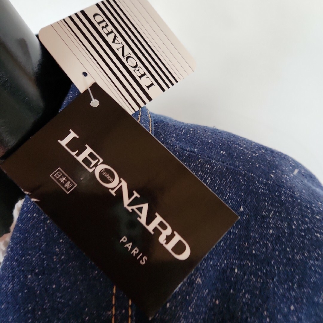 LEONARD(レオナール)のお値下げしました。新品#レオナールデニムジャケット レディースのジャケット/アウター(Gジャン/デニムジャケット)の商品写真