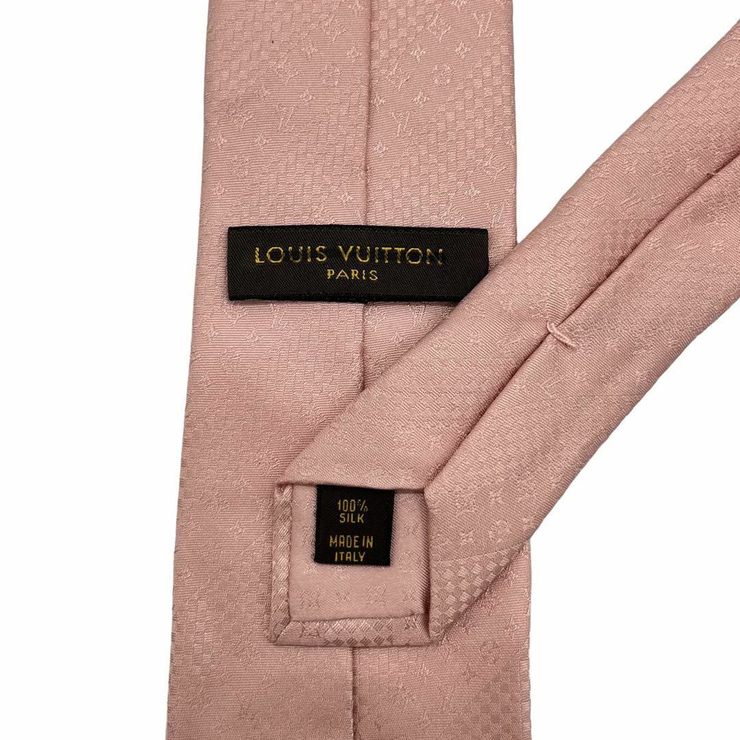 LOUIS VUITTON(ルイヴィトン)の良品 LOUIS VUITTON ネクタイ モノグラム 総柄 シルク ピンク メンズのファッション小物(ネクタイ)の商品写真