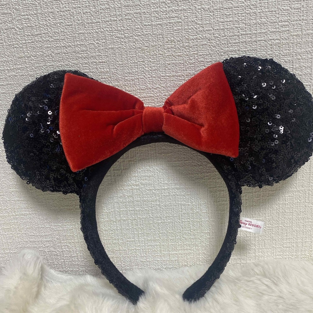 Disney(ディズニー)のディズニー　ミニー　カチューシャ　スパンコール レディースのヘアアクセサリー(カチューシャ)の商品写真