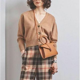 ユナイテッドアローズ(UNITED ARROWS)のUWSC Vネック ショートカーディガン【 BEIGE 】ユナイテッドアローズ(カーディガン)