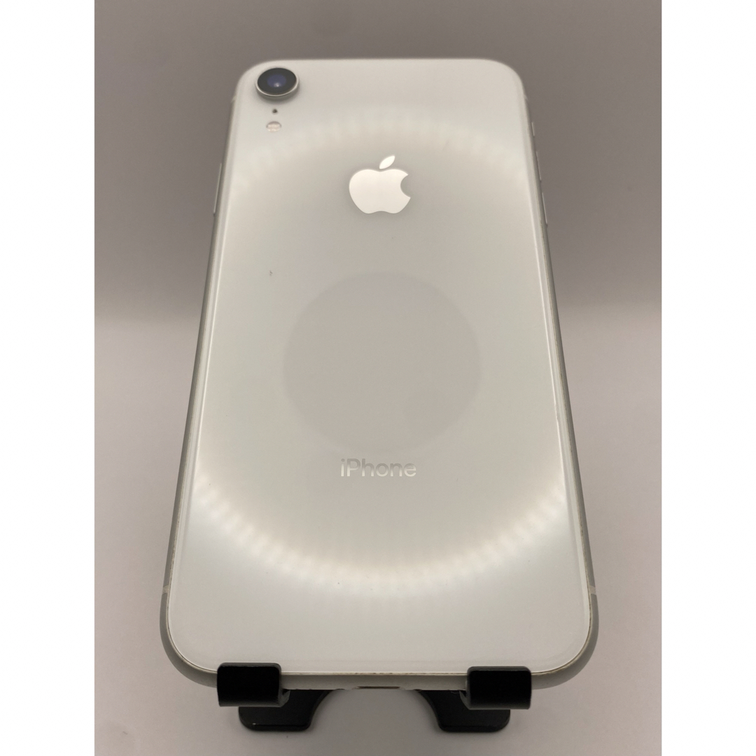 Apple(アップル)の45【液晶新品】iPhone XR White 64 GB SIMフリー スマホ/家電/カメラのスマートフォン/携帯電話(スマートフォン本体)の商品写真