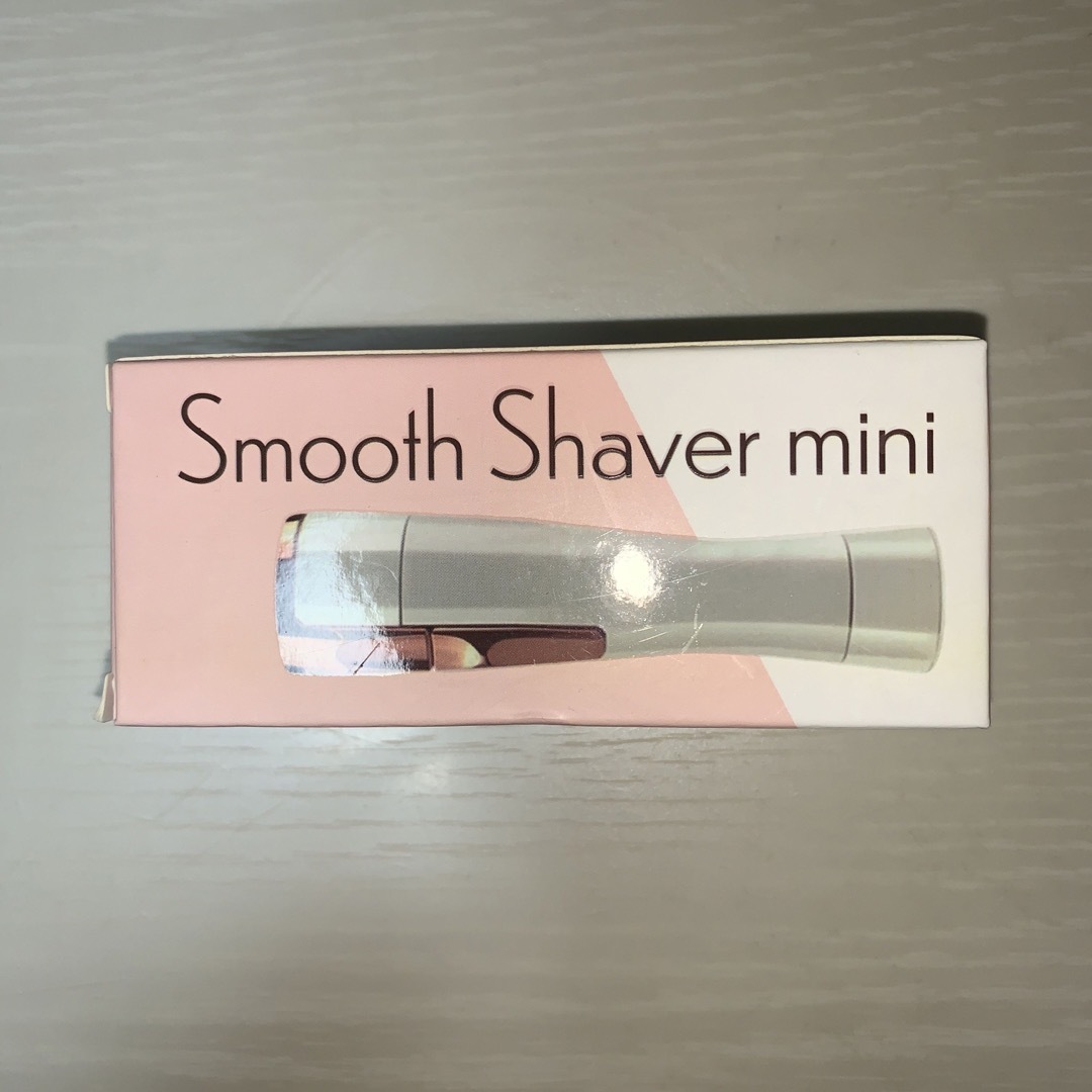 Smooth Shaver mini コードレス電気ミニシェーバー スマホ/家電/カメラの美容/健康(レディースシェーバー)の商品写真