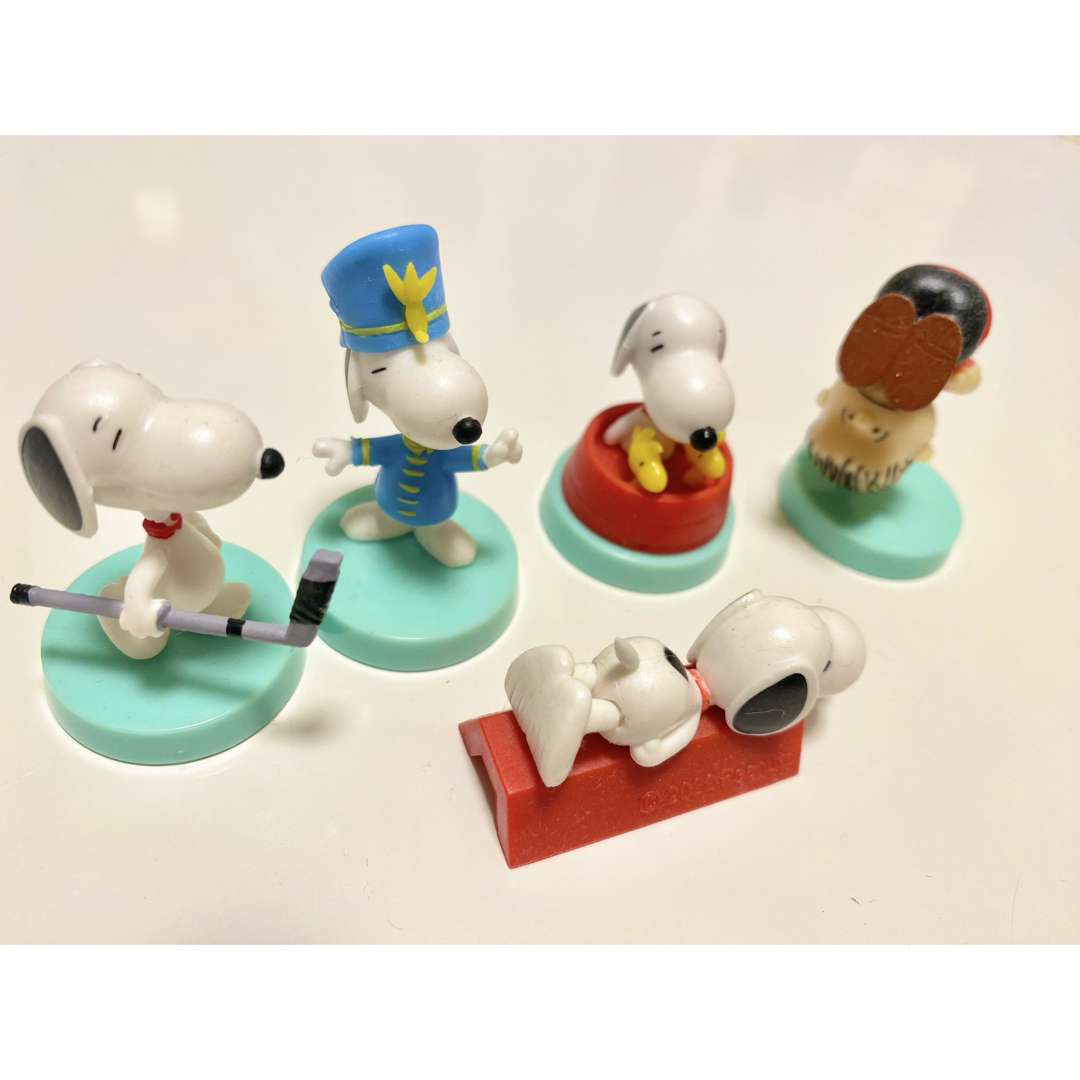 SNOOPY(スヌーピー)の本日セール✨販売終了品✨スヌーピー　フィギュア エンタメ/ホビーのおもちゃ/ぬいぐるみ(キャラクターグッズ)の商品写真