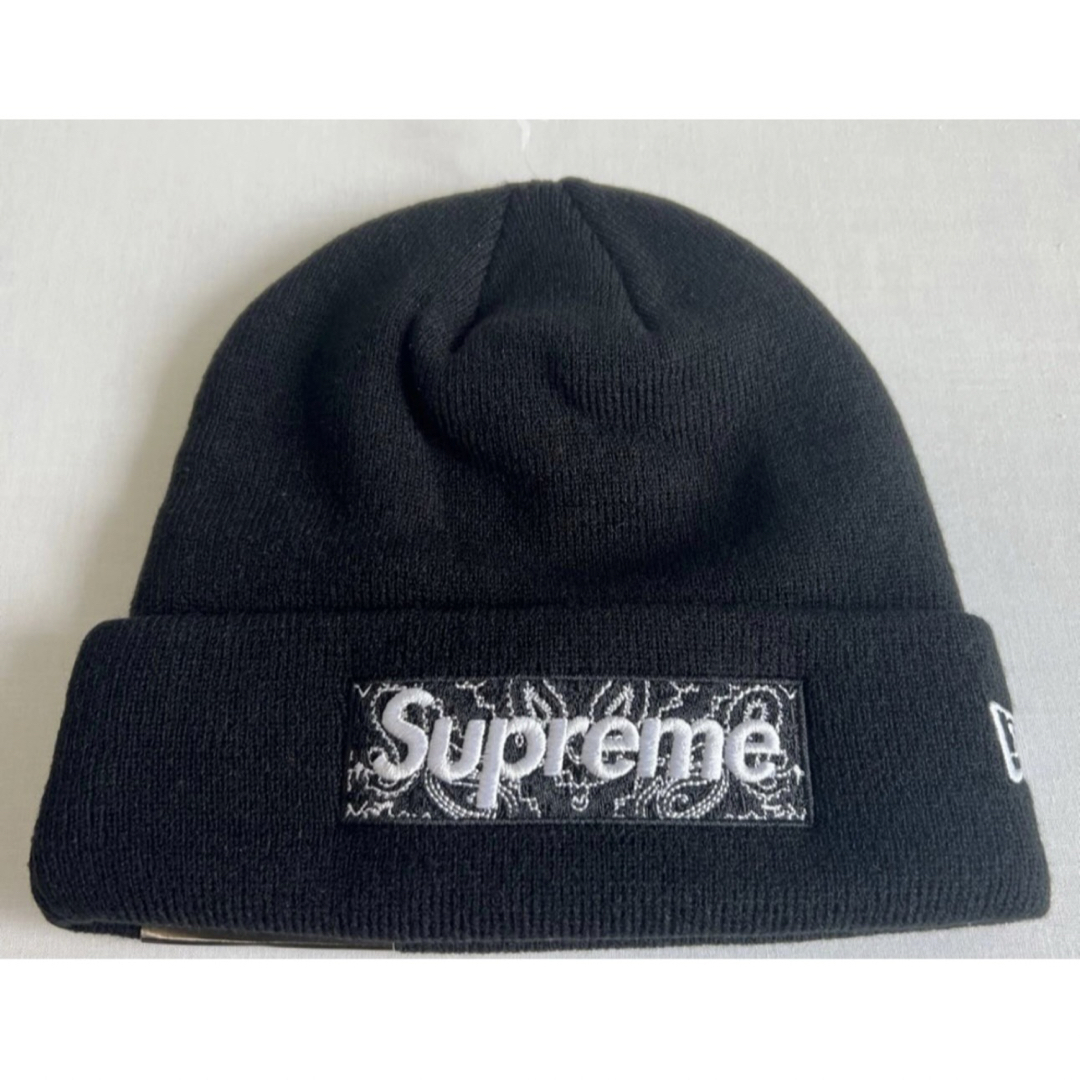 Supreme(シュプリーム)のシュプリーム　バンダナ　ブラック　ニット帽子 メンズの帽子(ニット帽/ビーニー)の商品写真