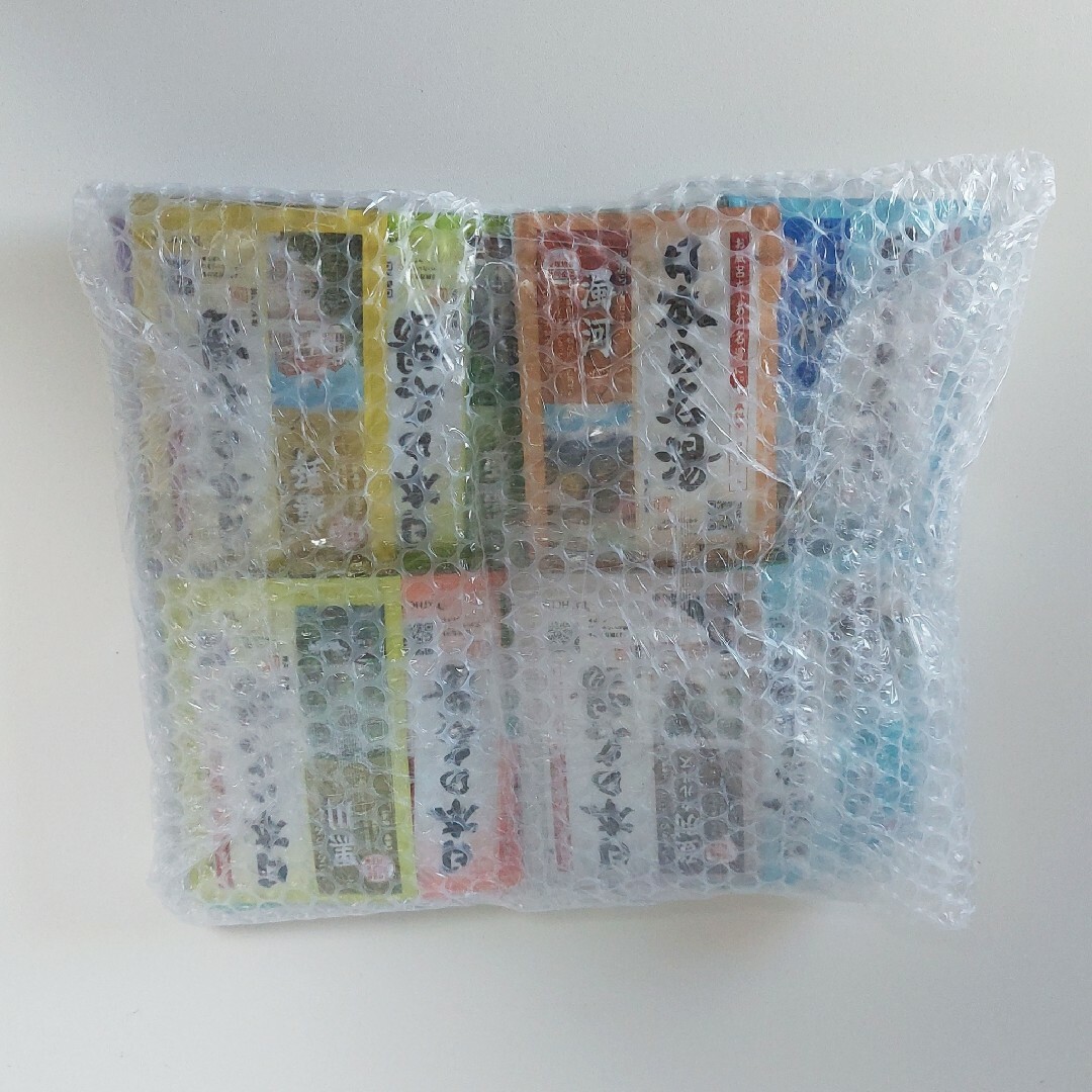 BATHCLIN(バスクリン)のBATHCLIN バスクリン 日本の名湯 薬用入浴剤 15種類40包 コストコ コスメ/美容のボディケア(入浴剤/バスソルト)の商品写真