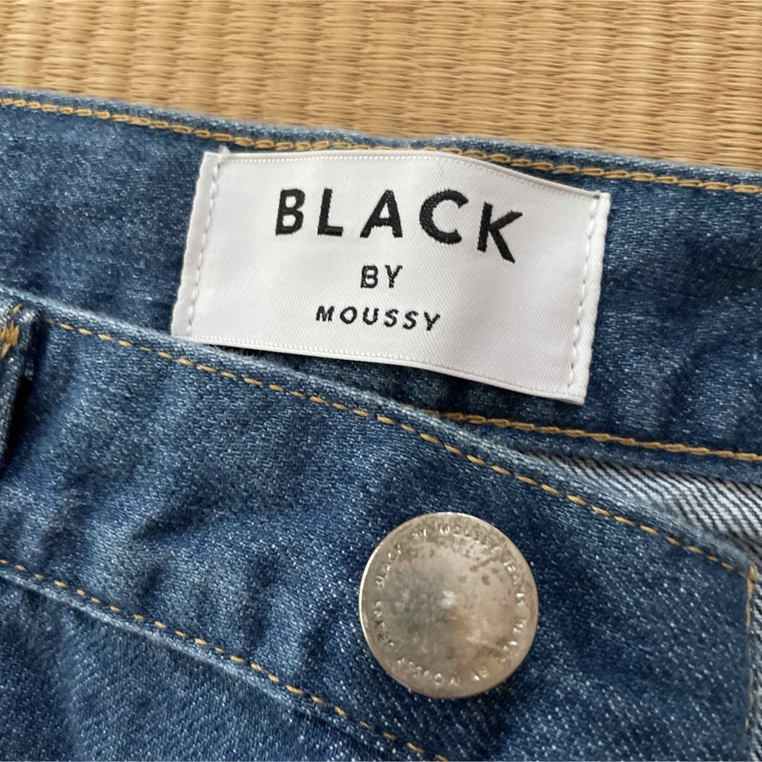 BLACK by moussy(ブラックバイマウジー)のブラックバイマウジー●デニムパンツ●ジーンズ●24 レディースのパンツ(デニム/ジーンズ)の商品写真