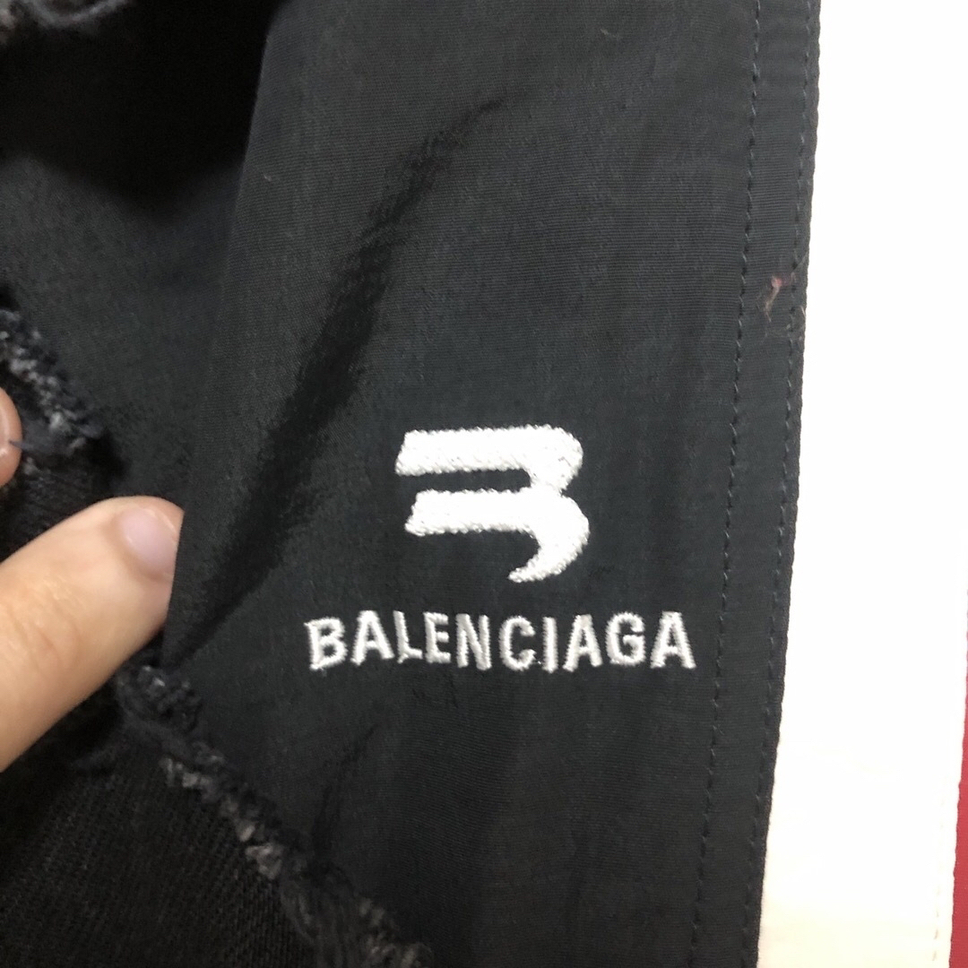 BALENCIAGA - BALENCIAGA バレンシアガ 21FW SLASHED デニム BALENCIAGA - BALENCIAGA バレンシアガ 21FW SLASHED デニム