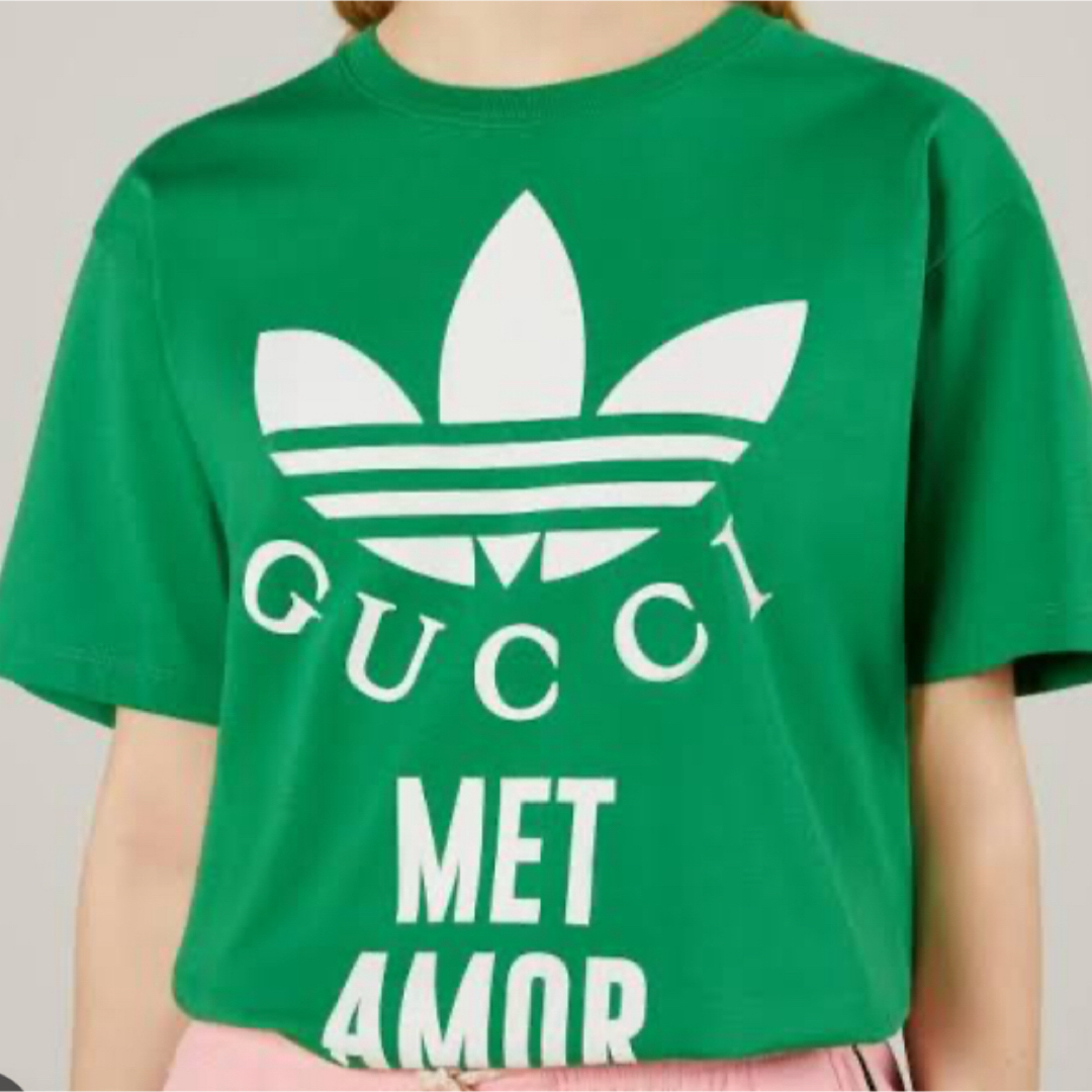 Gucci(グッチ)の【新品未使用】グッチGUCCIadidasコラボTシャツSサイズ レディースのトップス(Tシャツ(半袖/袖なし))の商品写真