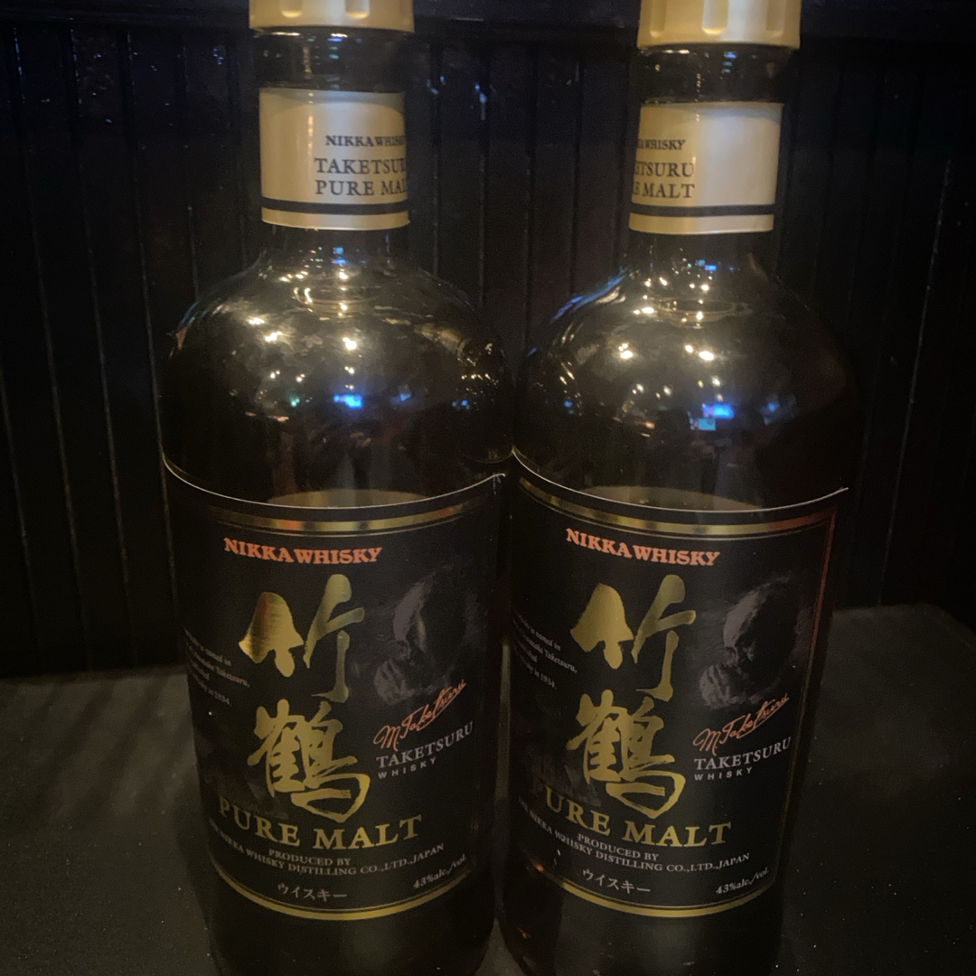 ニッカウヰスキー(ニッカウイスキー)の旧竹鶴  2本 空瓶 食品/飲料/酒の酒(ウイスキー)の商品写真