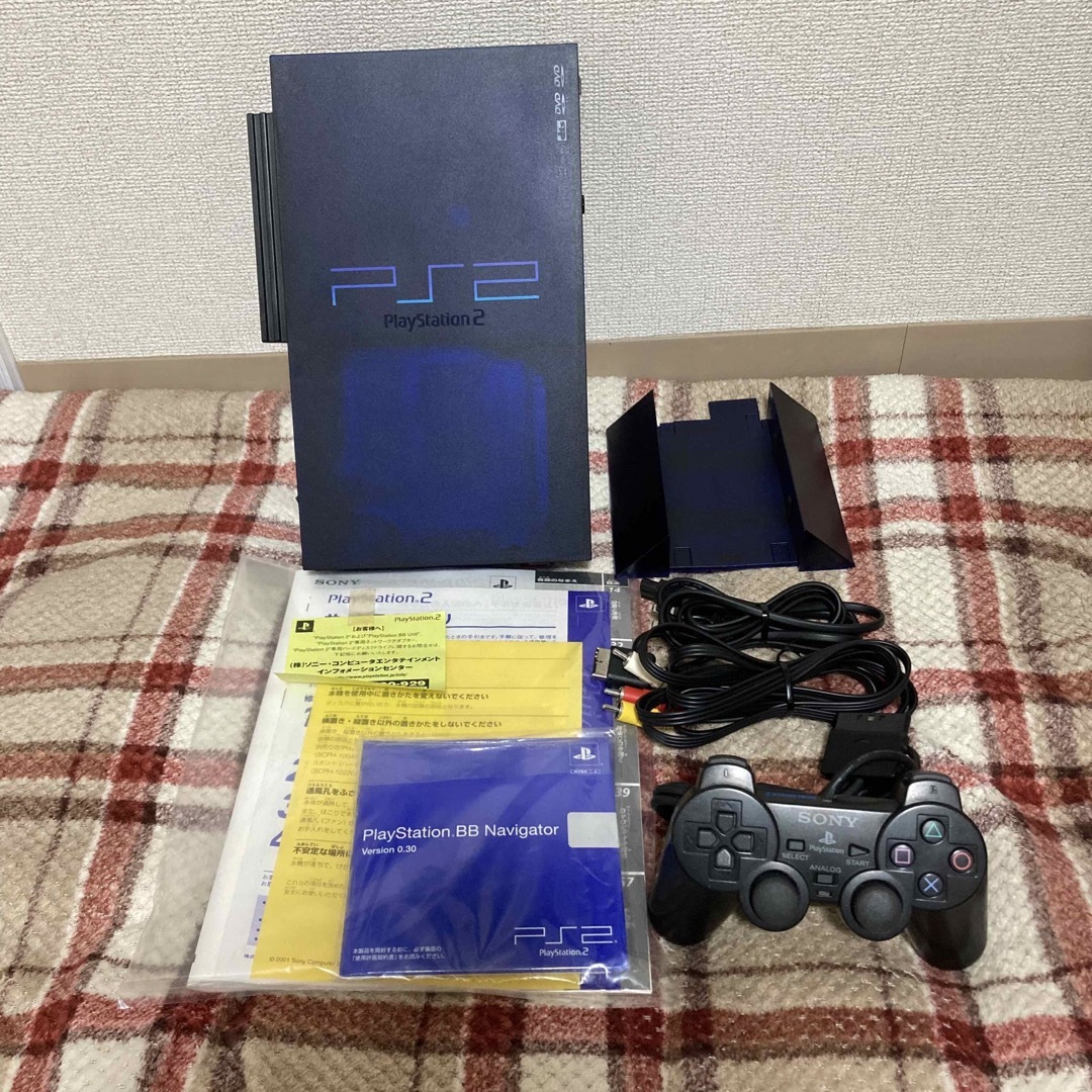 PlayStation2(プレイステーション2)のps2 本体　ミッドナイトブルー　BBユニット エンタメ/ホビーのゲームソフト/ゲーム機本体(家庭用ゲーム機本体)の商品写真