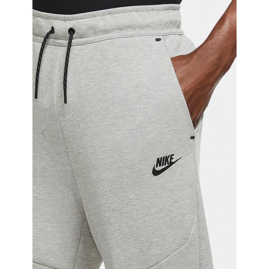 NIKE(ナイキ)の入手困難！NIKE テックフリース Mグレー 新品！！ジョガーパンツ メンズのパンツ(その他)の商品写真