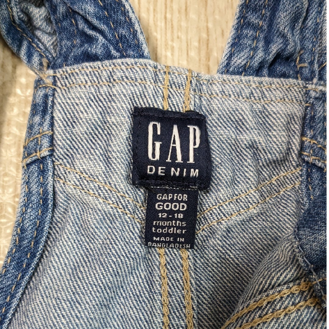 babyGAP(ベビーギャップ)のベビーギャップ　サロペット　デニム キッズ/ベビー/マタニティのベビー服(~85cm)(ロンパース)の商品写真