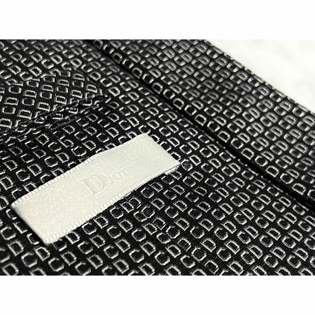 DIOR HOMME(ディオールオム)のDior HOMME ブラック グレー CD総柄 トロッター イタリア メンズのファッション小物(ネクタイ)の商品写真