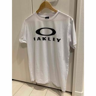 オークリー(Oakley)のオークリー  ロゴTシャツ　ホワイト　メンズM(Tシャツ/カットソー(半袖/袖なし))