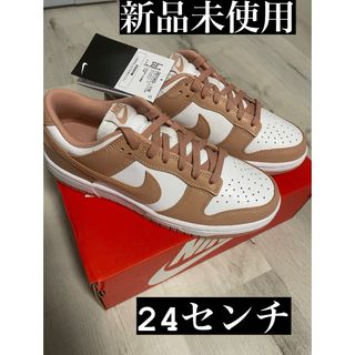 ナイキ(NIKE)のNIKE W DUNK LOW WHITE/ROSE WHISPER (スニーカー)