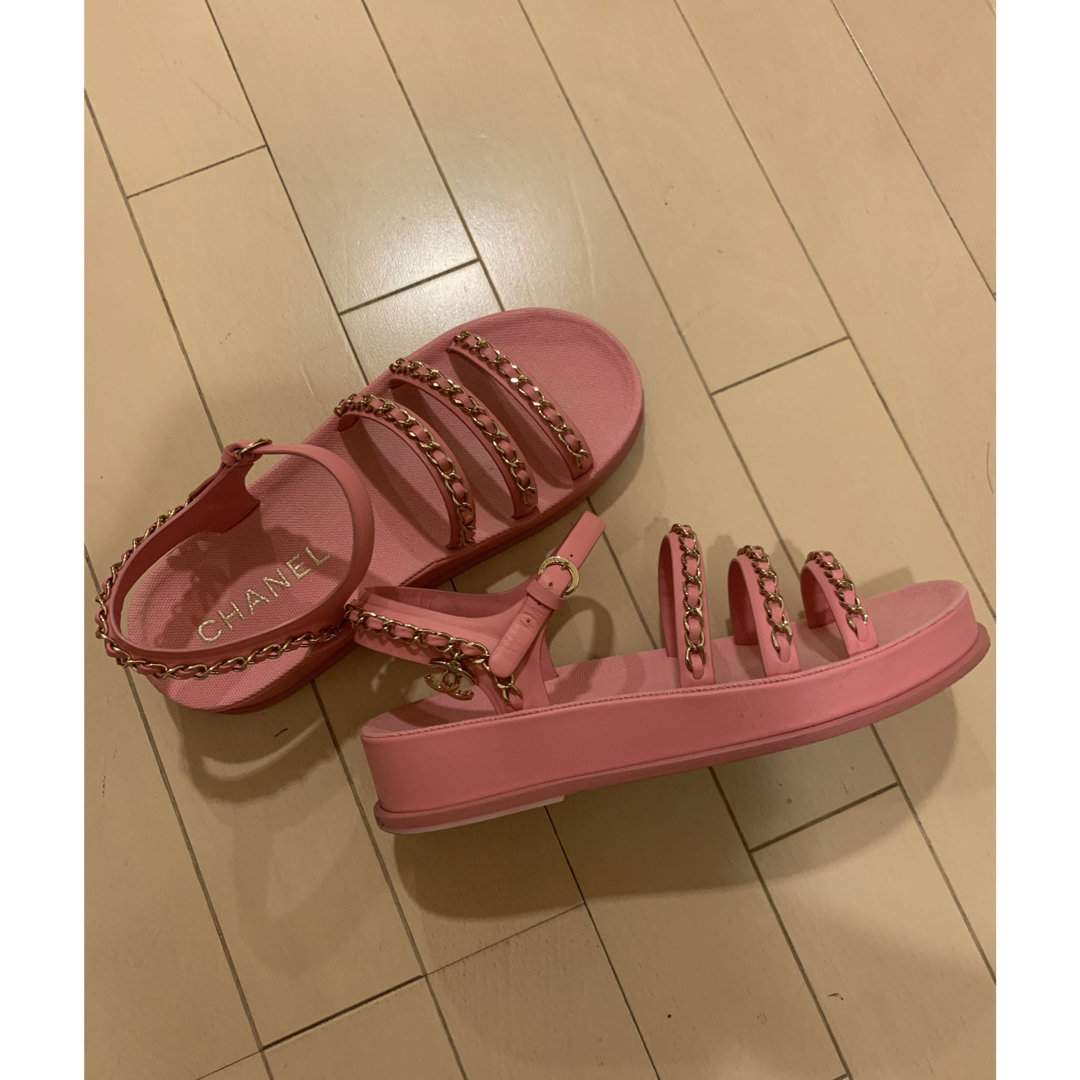 Chanel シャネル チェーン ccマーク サンダル 38 ピンク Chanel シャネル チェーン ccマーク サンダル 38 ピンク