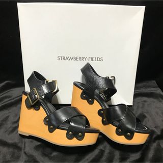 ストロベリーフィールズ(STRAWBERRY-FIELDS)の新品 STRAWBERRY FIELDS ストロベリーフィールズ サンダル S(サンダル)