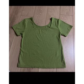 オリーブデオリーブ(OLIVEdesOLIVE)の【美品】OLIVE des OLIVE 半袖　グリーン(Tシャツ(半袖/袖なし))