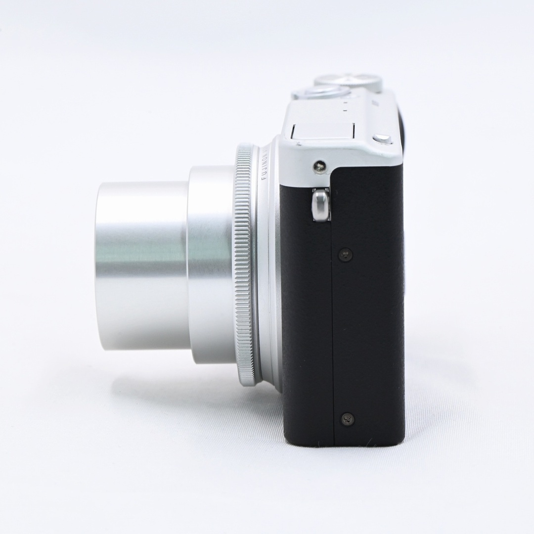 富士フイルム - FUJIFILM XQ2 シルバーの通販 by Flagship 富士フイルム - FUJIFILM XQ2 シルバーの通販 by Flagship