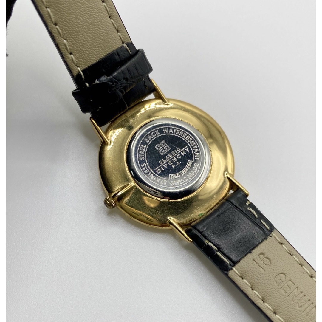 GIVENCHY - GIVENCHY ジバンシー QZ 白文字盤 2BJY メンズ腕時計の通販 GIVENCHY - GIVENCHY ジバンシー QZ 白文字盤 2BJY メンズ腕時計の通販