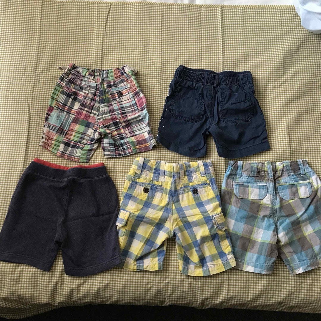 babyGAP(ベビーギャップ)のGAP 90cmハーフパンツ 5枚セット キッズ/ベビー/マタニティのキッズ服男の子用(90cm~)(パンツ/スパッツ)の商品写真