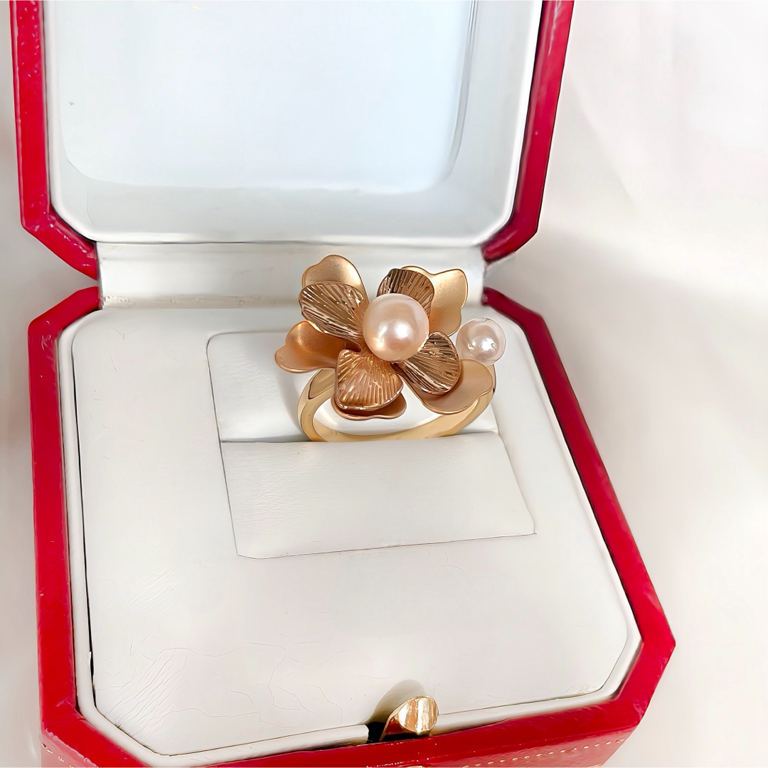 国産あこや本真珠 艶キラリオーロラピンク干渉色 ゴールドフラワーリング レディースのアクセサリー(リング(指輪))の商品写真