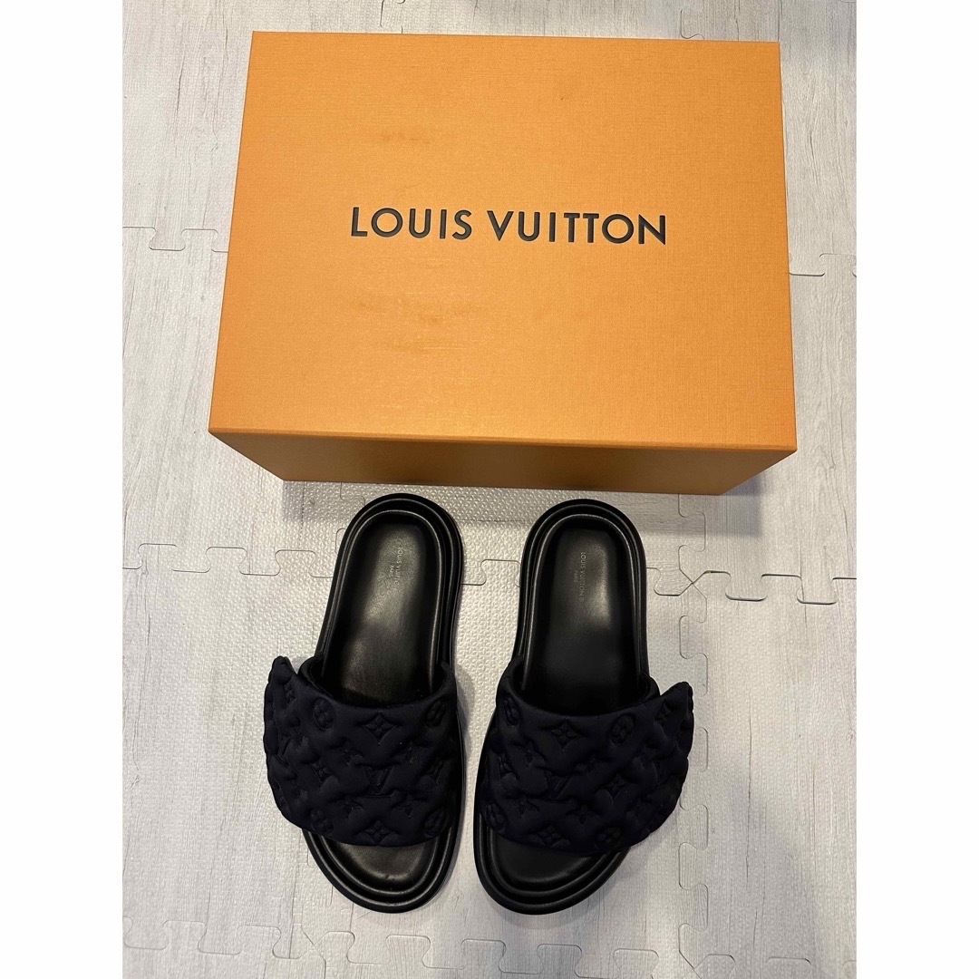 LOUIS VUITTON(ルイヴィトン)の【美品】ルイヴィトン　Louis Vuitton サンダル　ルームサンダル　黒 メンズの靴/シューズ(サンダル)の商品写真