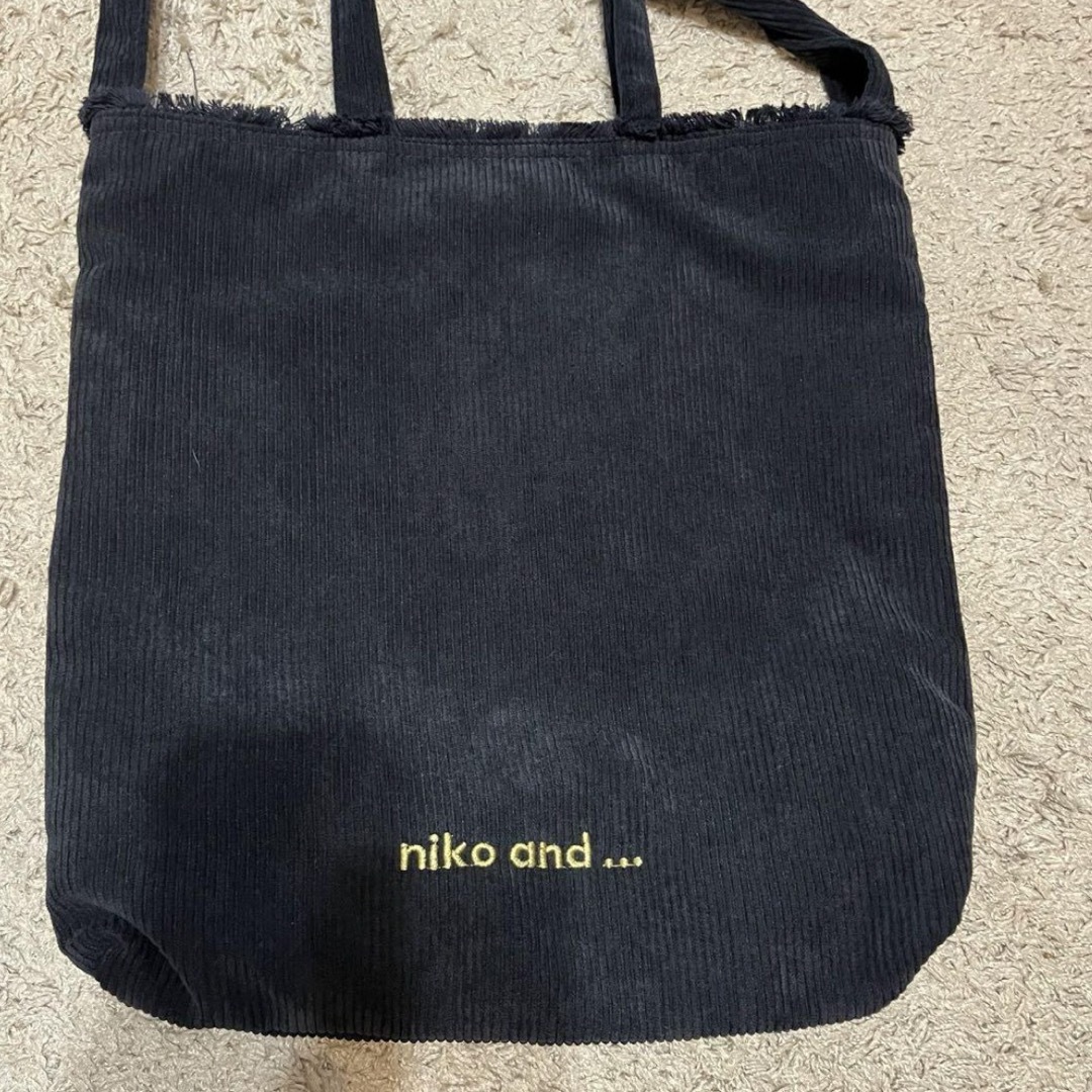 niko and...(ニコアンド)のトートバッグ　ニコアンド  niko and... 星柄　スター　コーデュロイ レディースのバッグ(トートバッグ)の商品写真