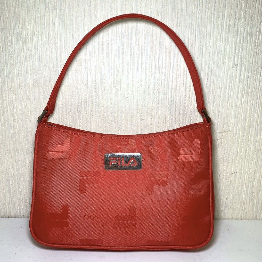 FILA(フィラ)のＣ　極美品 FILA ナイロンハンドバッグ RED レディースのバッグ(ハンドバッグ)の商品写真