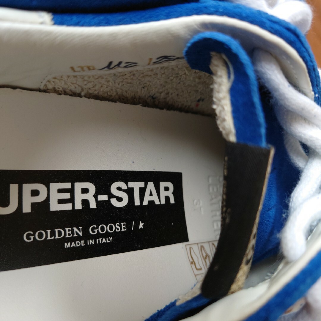 GOLDEN GOOSE(ゴールデングース)の新品 タグ GOLDEN GOOSE SUPER STAR スニーカー 37 青 レディースの靴/シューズ(スニーカー)の商品写真