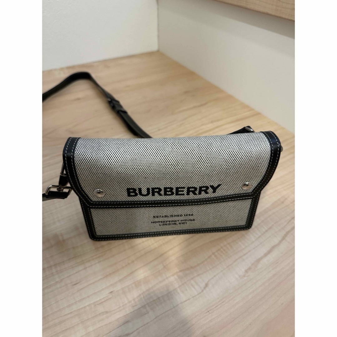 BURBERRY(バーバリー)のBurberry メンズのバッグ(トートバッグ)の商品写真