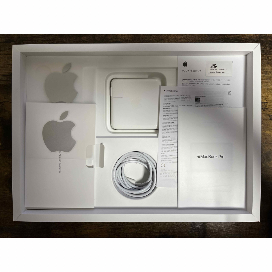 Apple(アップル)のAPPLE MacBook Pro MWP72J/A スマホ/家電/カメラのPC/タブレット(ノートPC)の商品写真