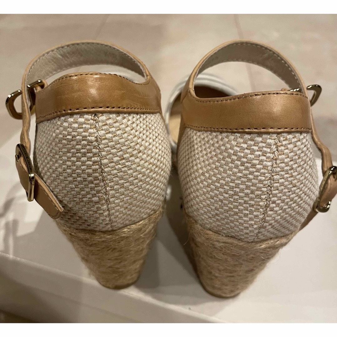 Pitti(ピッティ)の未使用 pitti ウェッジヒールサンダル ジュート&本革ストラップ レディースの靴/シューズ(ハイヒール/パンプス)の商品写真